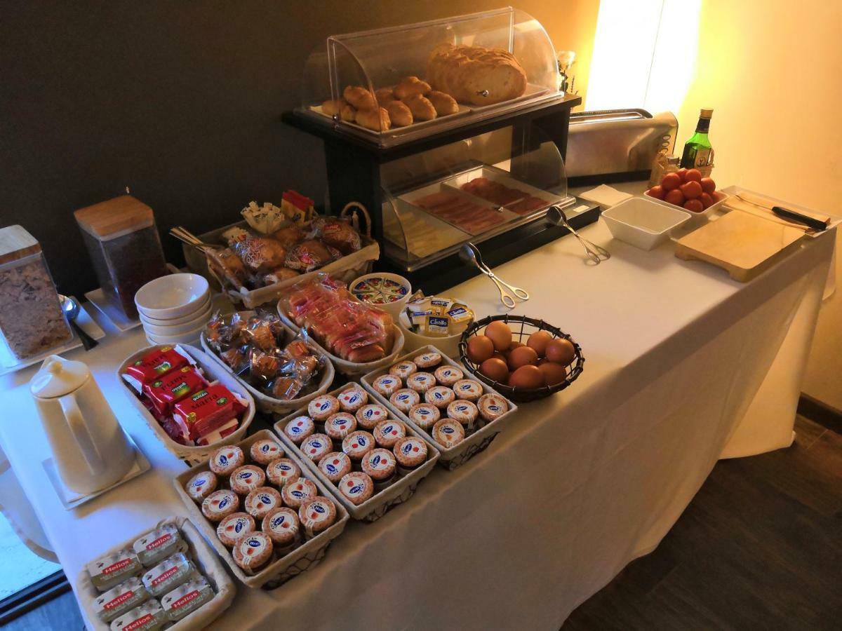 Moli Blanc Hotel 3*